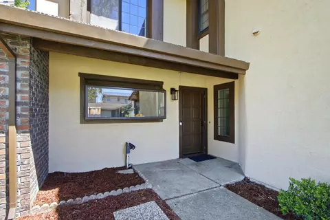 Exterior - 6010 Peppertree Ct, Newark, CA 94560 photo 5 of 9