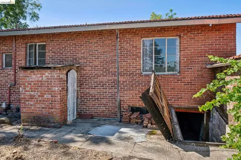 Exterior - 1830 3rd Ave, Walnut Creek, CA 94597 photo 13 of 13