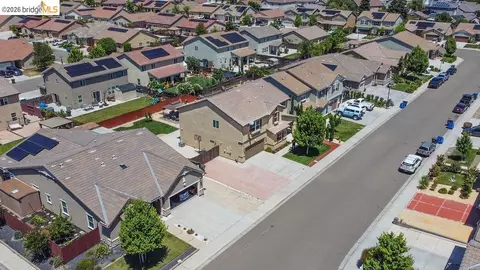 View/Area - 2371 Cornwall Ave, Manteca, CA 95337 photo 4 of 8