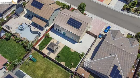 View/Area - 2371 Cornwall Ave, Manteca, CA 95337 photo 6 of 8