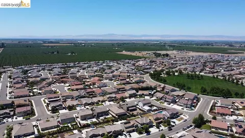 View/Area - 2371 Cornwall Ave, Manteca, CA 95337 photo 8 of 8