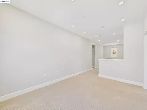 Other - 233 E Central Pkwy, Mountain House, CA 95391 photo 4 of 15