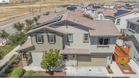 Other - 233 E Central Pkwy, Mountain House, CA 95391 photo 2 of 15