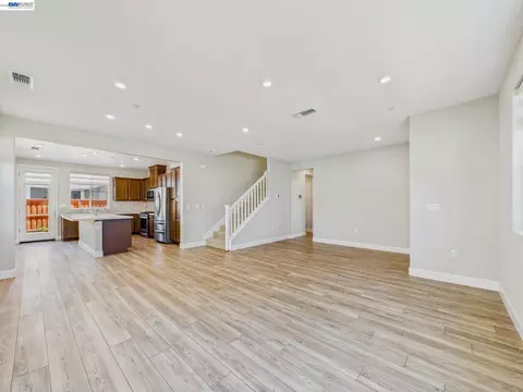 Living - 233 E Central Pkwy, Mountain House, CA 95391 photo 1 of 12