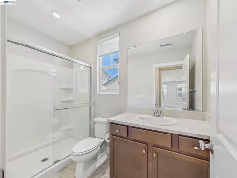 Bath - 233 E Central Pkwy, Mountain House, CA 95391 photo 1 of 1