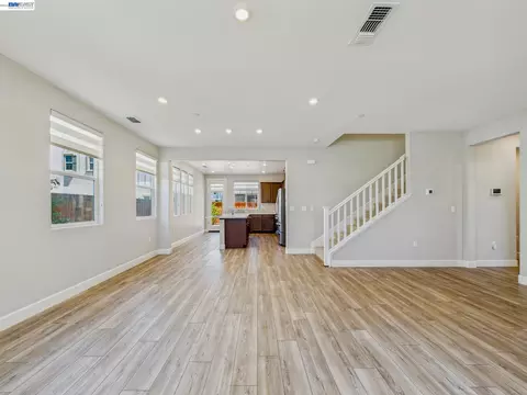 Living - 233 E Central Pkwy, Mountain House, CA 95391 photo 3 of 12