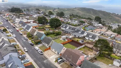 View/Area - 460 Inverness Dr, Pacifica, CA 94044 photo 4 of 6