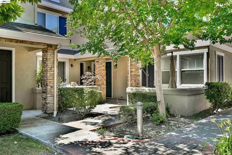 4612 Sandyford Ct, Dublin, CA 94568