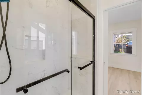 Bath - 125 Broadway St, Vallejo, CA 94590 photo 2 of 3
