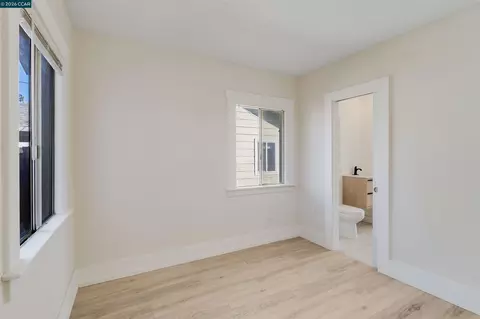 Bedroom - 125 Broadway St, Vallejo, CA 94590 photo 2 of 3