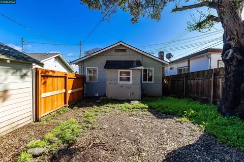 Exterior - 125 Broadway St, Vallejo, CA 94590 photo 7 of 9