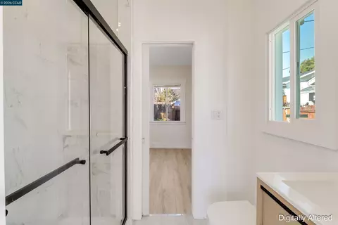 Bath - 125 Broadway St, Vallejo, CA 94590 photo 3 of 3