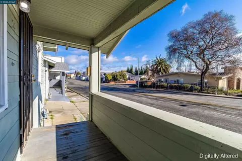 Exterior - 125 Broadway St, Vallejo, CA 94590 photo 3 of 9