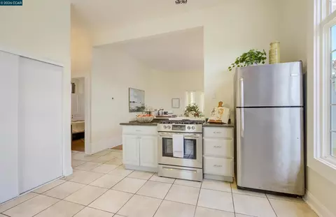 Kitchen - 1522 Harmon St, Berkeley, CA 94703 photo 3 of 10