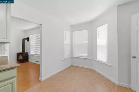 Entry Way - 1522 Harmon St, Berkeley, CA 94703 photo 1 of 1