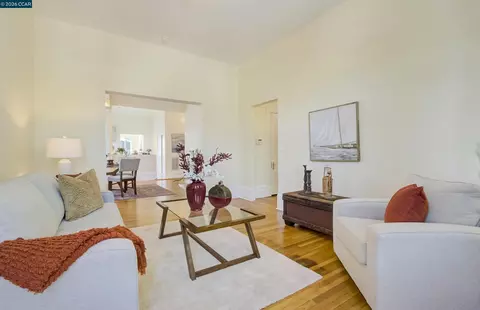 Living - 1522 Harmon St, Berkeley, CA 94703 photo 3 of 5