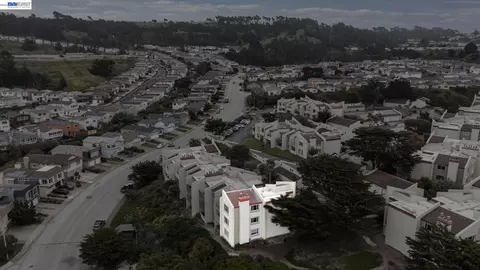 View/Area - 5003 Palmetto Ave #83, Pacifica, CA 94044 photo 13 of 14