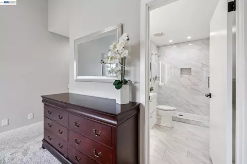 Entry Way - 5003 Palmetto Ave #83, Pacifica, CA 94044 photo 3 of 3