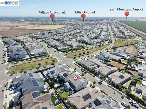 View/Area - 4609 Margaret Adele Ln, Tracy, CA 95377 photo 4 of 5