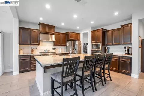 Kitchen - 4609 Margaret Adele Ln, Tracy, CA 95377 photo 2 of 3