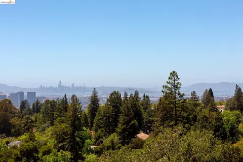 110 Somerset Rd, Piedmont, CA 94611