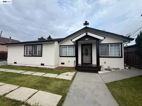 674 Clara, Oakland, CA 94603