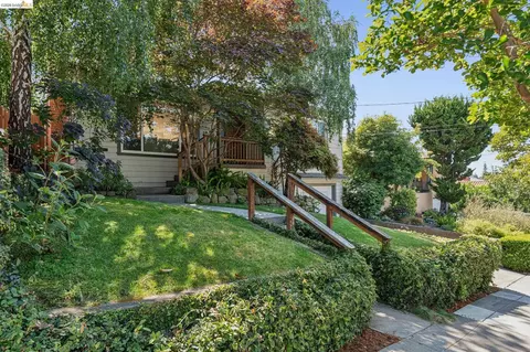 4201 Bayo St, Oakland, CA 94619