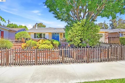 1109 Lynhurst Way, San Jose, CA 95118