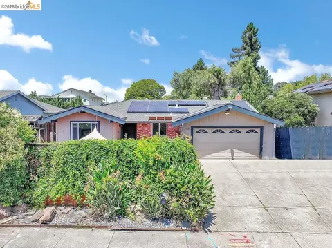 1249 Heavenly Dr, Martinez, CA 94553