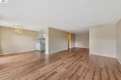 121 Buckingham Dr #25, Santa Clara, CA 95051