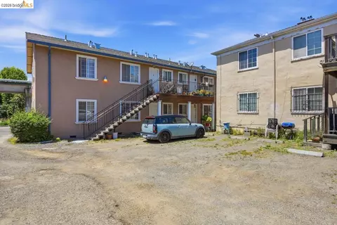 5936 Martin Luther King Jr Way, Oakland, CA 94609