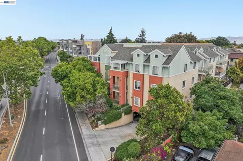2330 University Ave #330, East Palo Alto, CA 94303