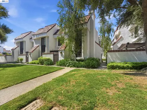 19811 Portal Plz, Cupertino, CA 95014