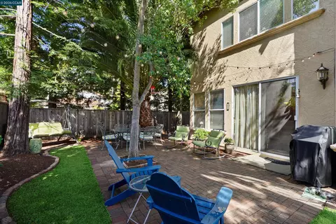 Exterior - 5300 Clearbrook Dr, Concord, CA 94521 photo 4 of 6