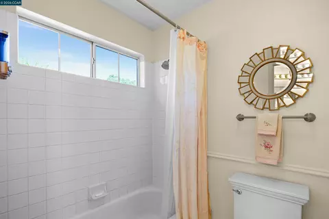Bath - 5300 Clearbrook Dr, Concord, CA 94521 photo 6 of 6