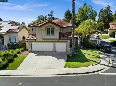 5300 Clearbrook Dr, Concord, CA 94521