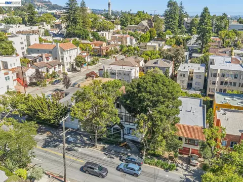 View/Area - 2366 Cedar St #3, Berkeley, CA 94708 photo 5 of 13