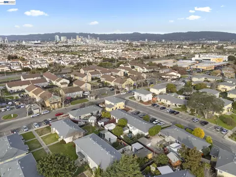 View/Area - 1815 Second St, Alameda, CA 94501 photo 7 of 10