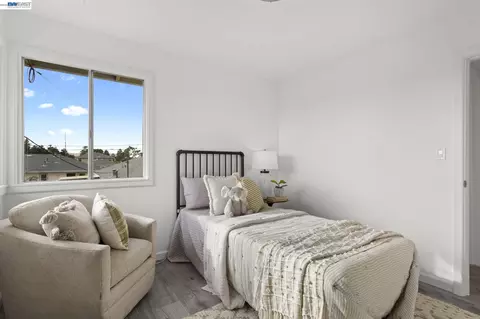 Bedroom - 1815 Second St, Alameda, CA 94501 photo 7 of 7