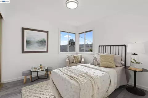 Bedroom - 1815 Second St, Alameda, CA 94501 photo 6 of 7
