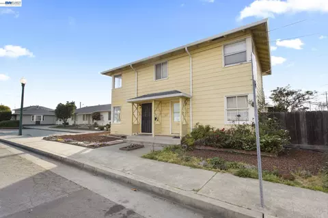 Exterior - 1815 Second St, Alameda, CA 94501 photo 5 of 5