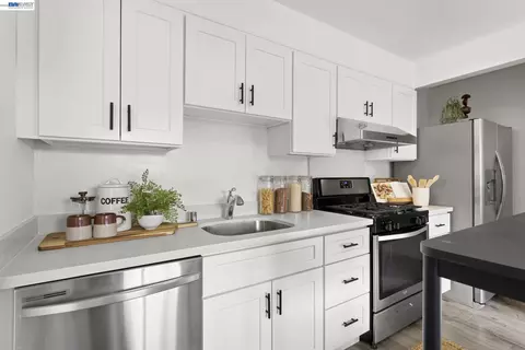 Kitchen - 1815 Second St, Alameda, CA 94501 photo 1 of 2