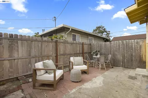 Exterior - 1815 Second St, Alameda, CA 94501 photo 2 of 5