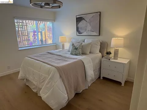 Bedroom - 1728 7th St, Berkeley, CA 94710 photo 5 of 7