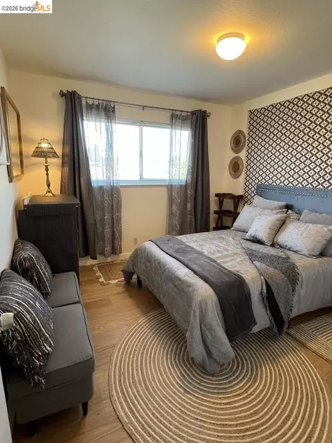 Bedroom - 1728 7th St, Berkeley, CA 94710 photo 1 of 7