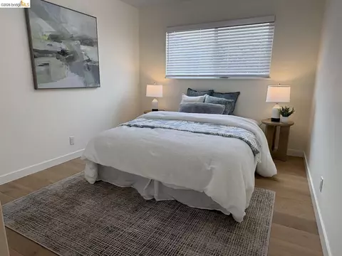 Bedroom - 1728 7th St, Berkeley, CA 94710 photo 4 of 7