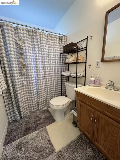 Bath - 1728 7th St, Berkeley, CA 94710 photo 1 of 1