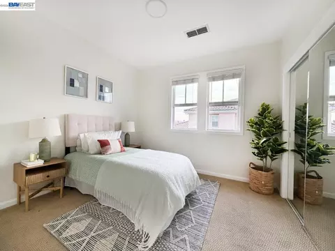 Bedroom - 3291 Monaghan St, Dublin, CA 94568 photo 4 of 5