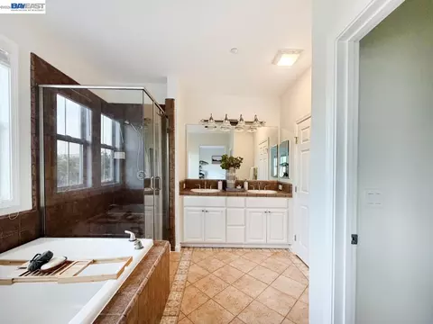 Bath - 3291 Monaghan St, Dublin, CA 94568 photo 1 of 4