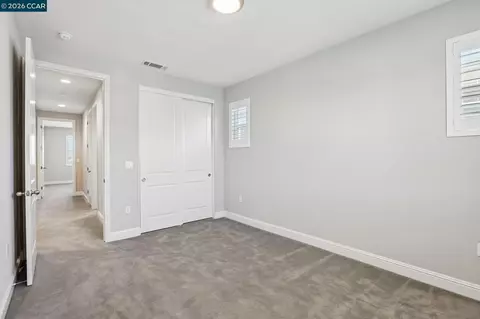 Bedroom - 2565 Modena Dr, Pittsburg, CA 94565 photo 5 of 8
